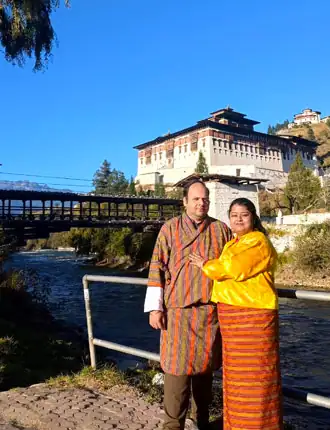 flight from mumbai to bhutan